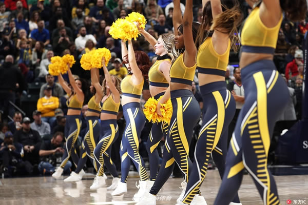NBA這些錯(cuò)位圖欺騙了太多人，奧尼爾體味熏人 姚明偷瞄美女？